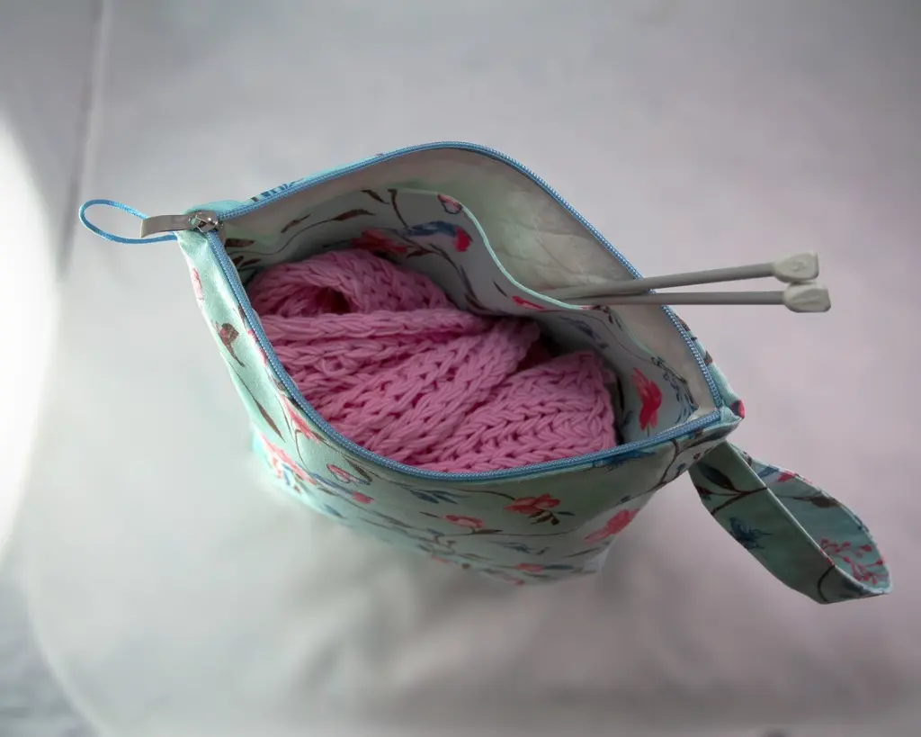 Zipper Bird  Bullfinch Azure XL Inside 2.webp