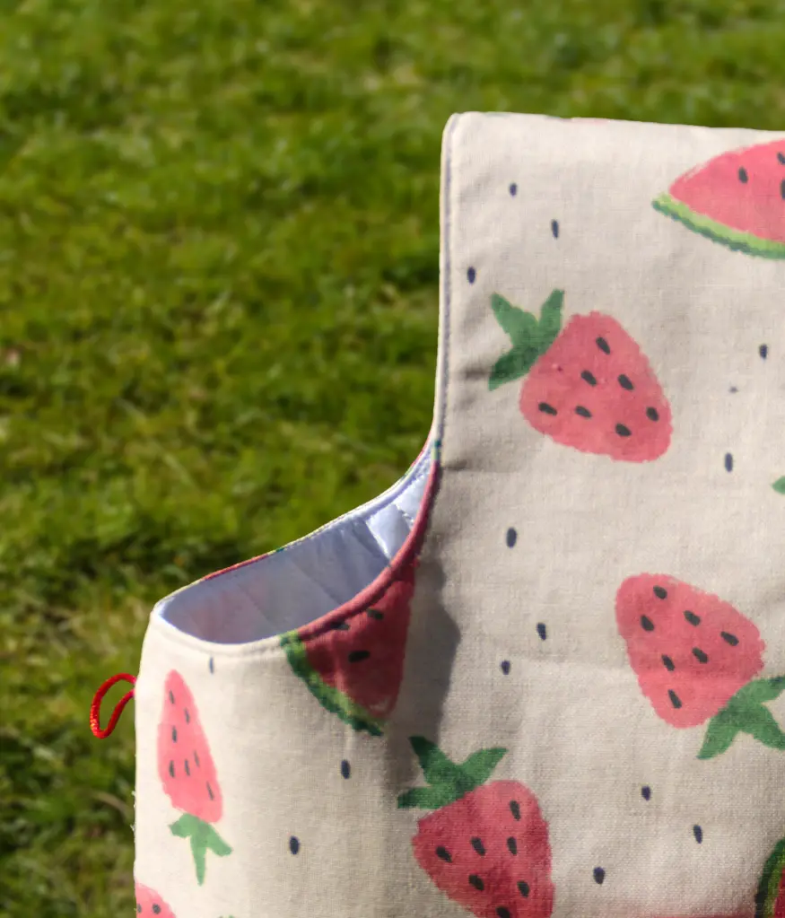 Wrist  Wmelon Strawberry L Front Croped+.webp