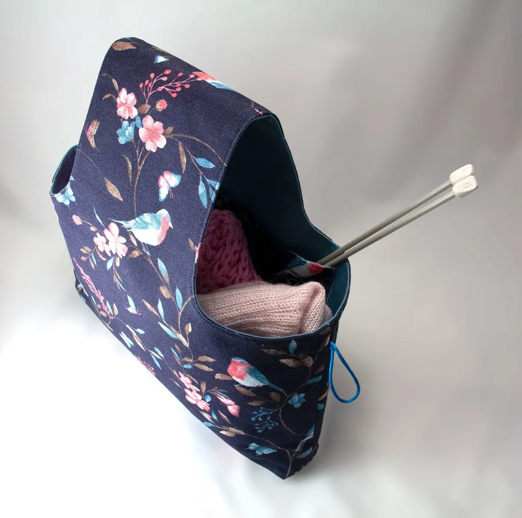 Wrist Bird  Bullfinch Navy Blue L Top Side.webp