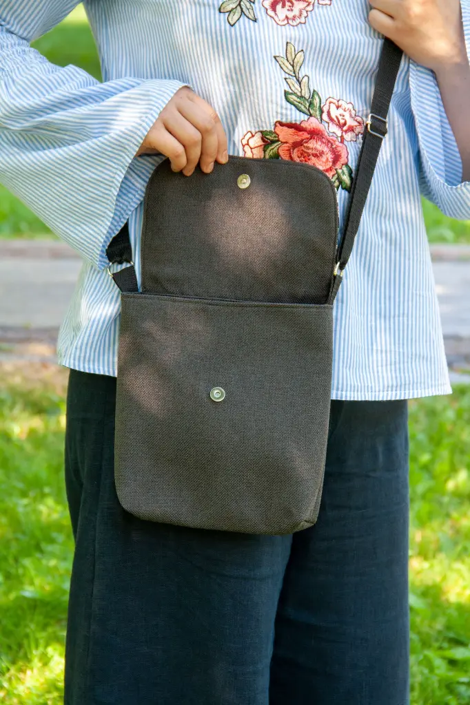 Crossbody Bag Black Ethnic Dark Grey M Front.webp