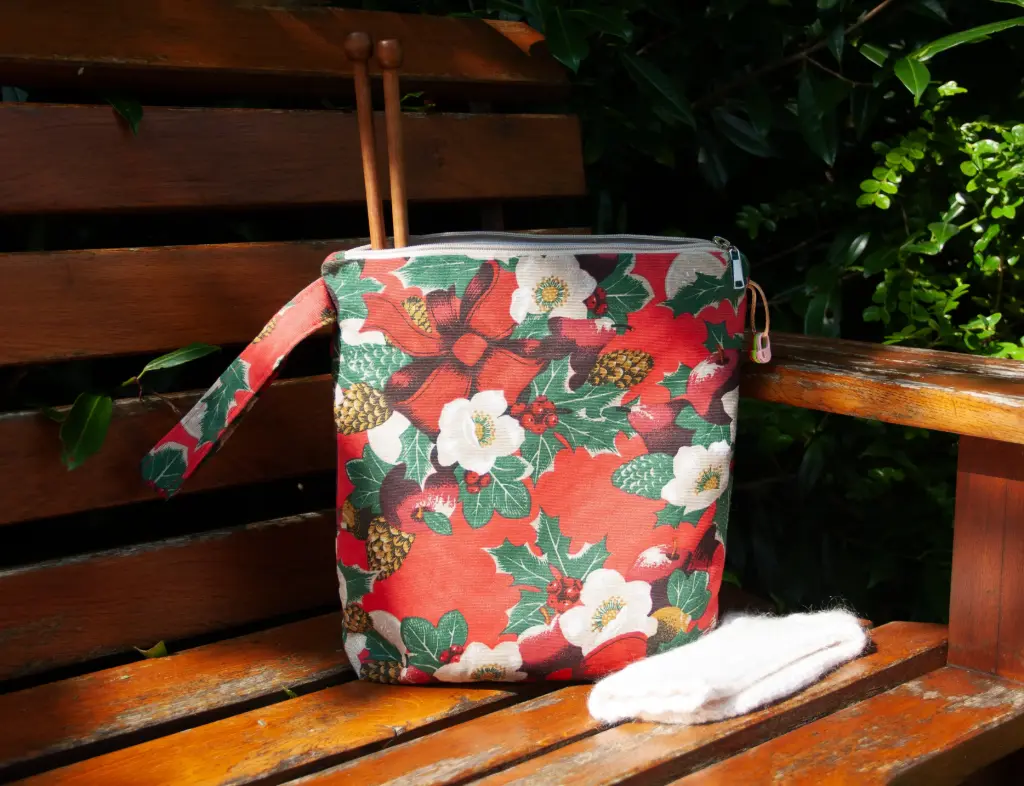 [pbz-xmas-rzd-red-xl] Zipper Xmas Christmas Flower Red XL 